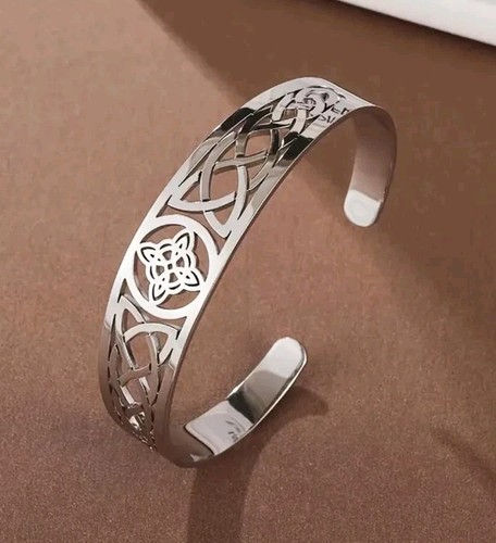 Celtic knot bangle - knot,