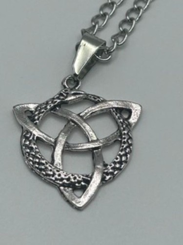 Celtic triquetra pendant - celtic,