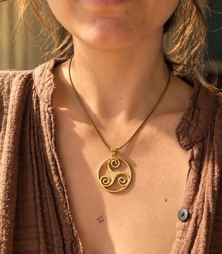 Triskele pendant necklace - pendant,