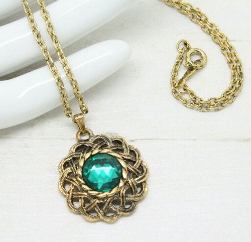 Vintage signed emerald green - vintage,
