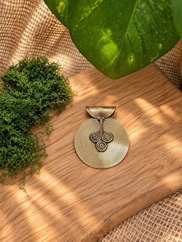 Brass spiral disc pendant - brass,